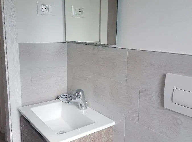 Beverly Con Piscina شقة
