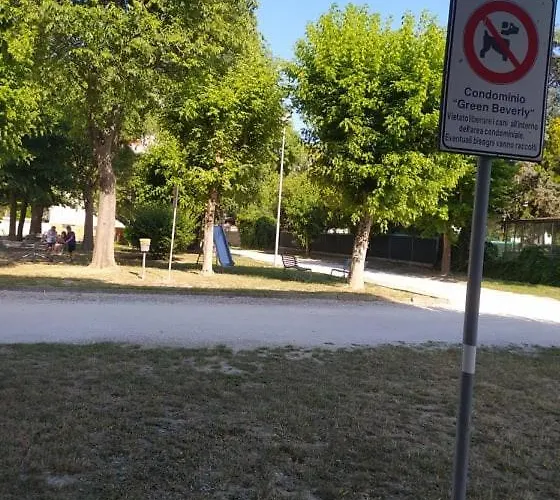 Beverly Con Piscina شقة